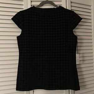 Cap sleeve textured top